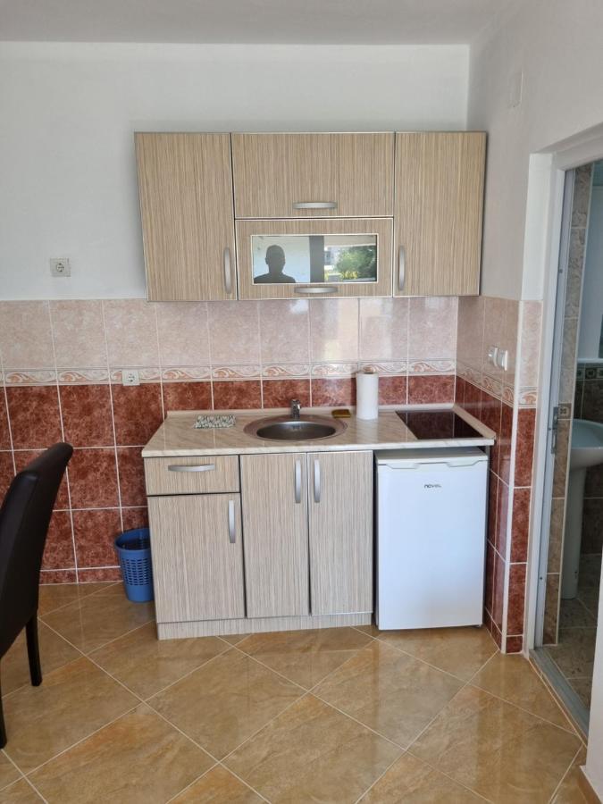 Apartmani Ani Бар Экстерьер фото