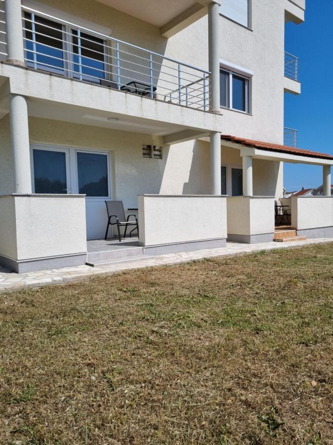 Apartmani Ani Бар Экстерьер фото
