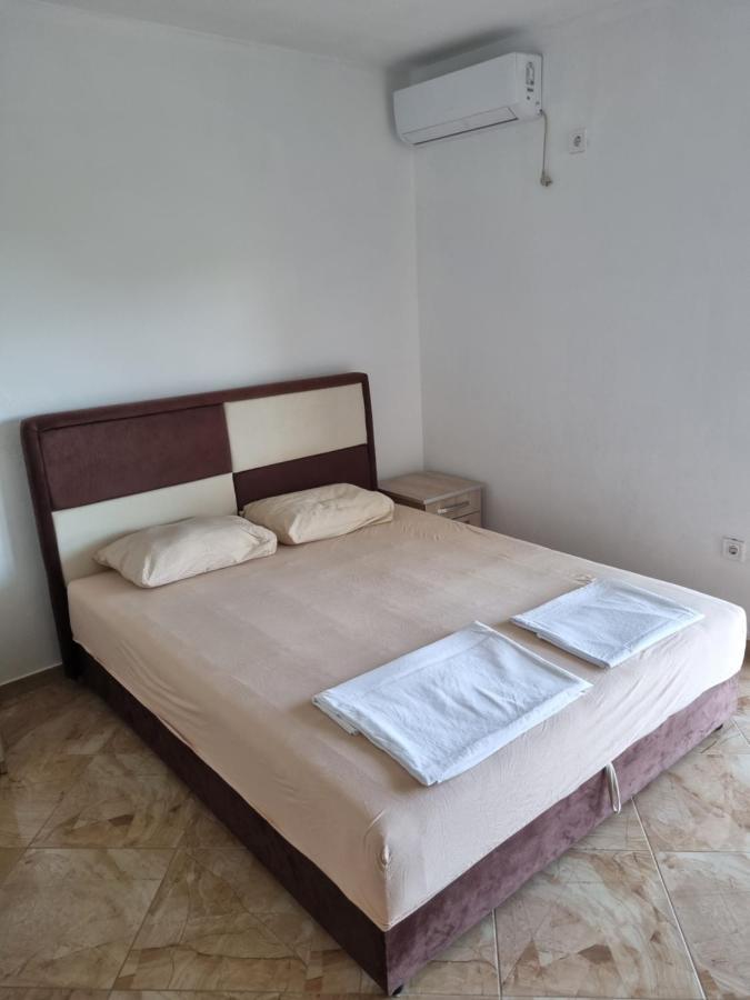 Apartmani Ani Бар Экстерьер фото
