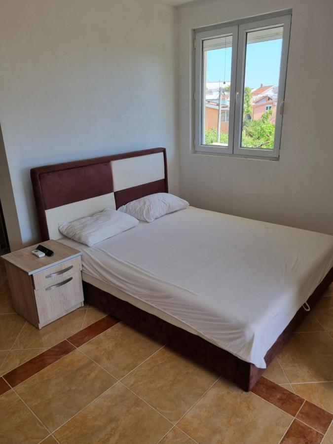 Apartmani Ani Бар Экстерьер фото