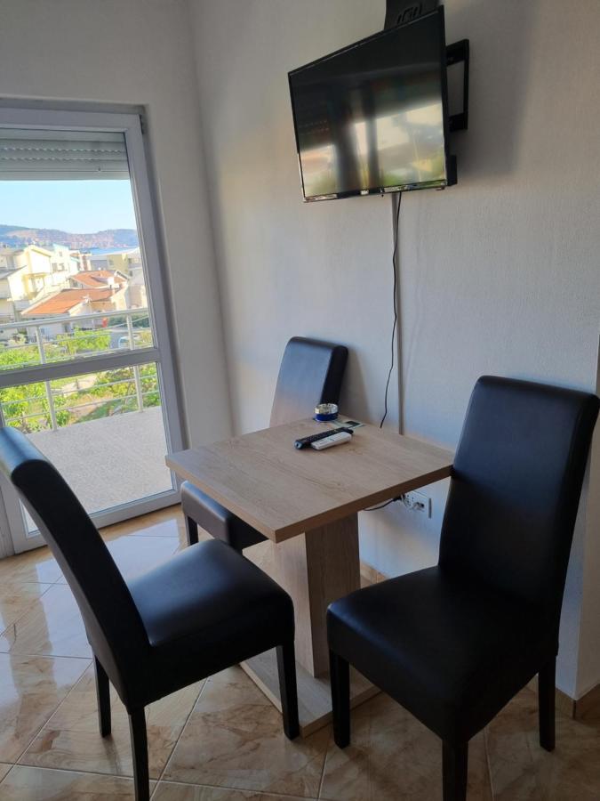 Apartmani Ani Бар Экстерьер фото