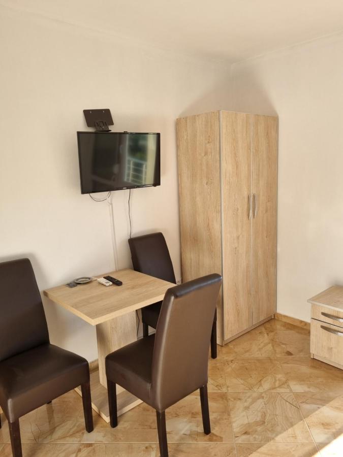 Apartmani Ani Бар Экстерьер фото