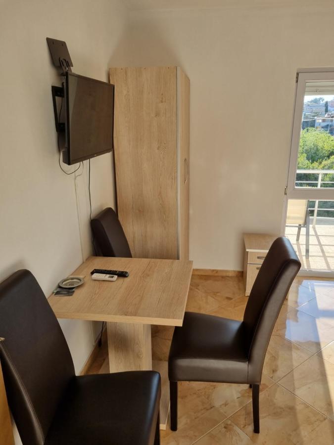 Apartmani Ani Бар Экстерьер фото