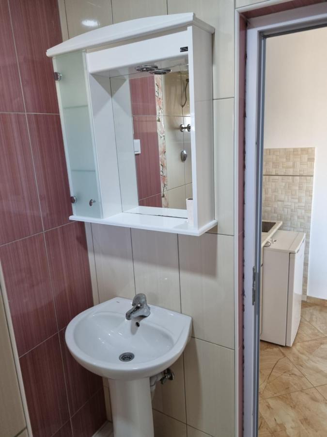 Apartmani Ani Бар Экстерьер фото