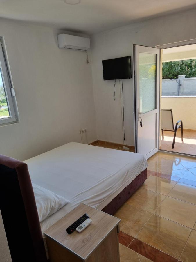 Apartmani Ani Бар Экстерьер фото