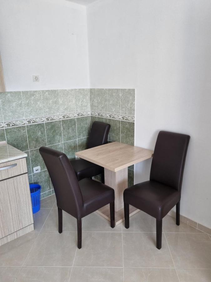 Apartmani Ani Бар Экстерьер фото